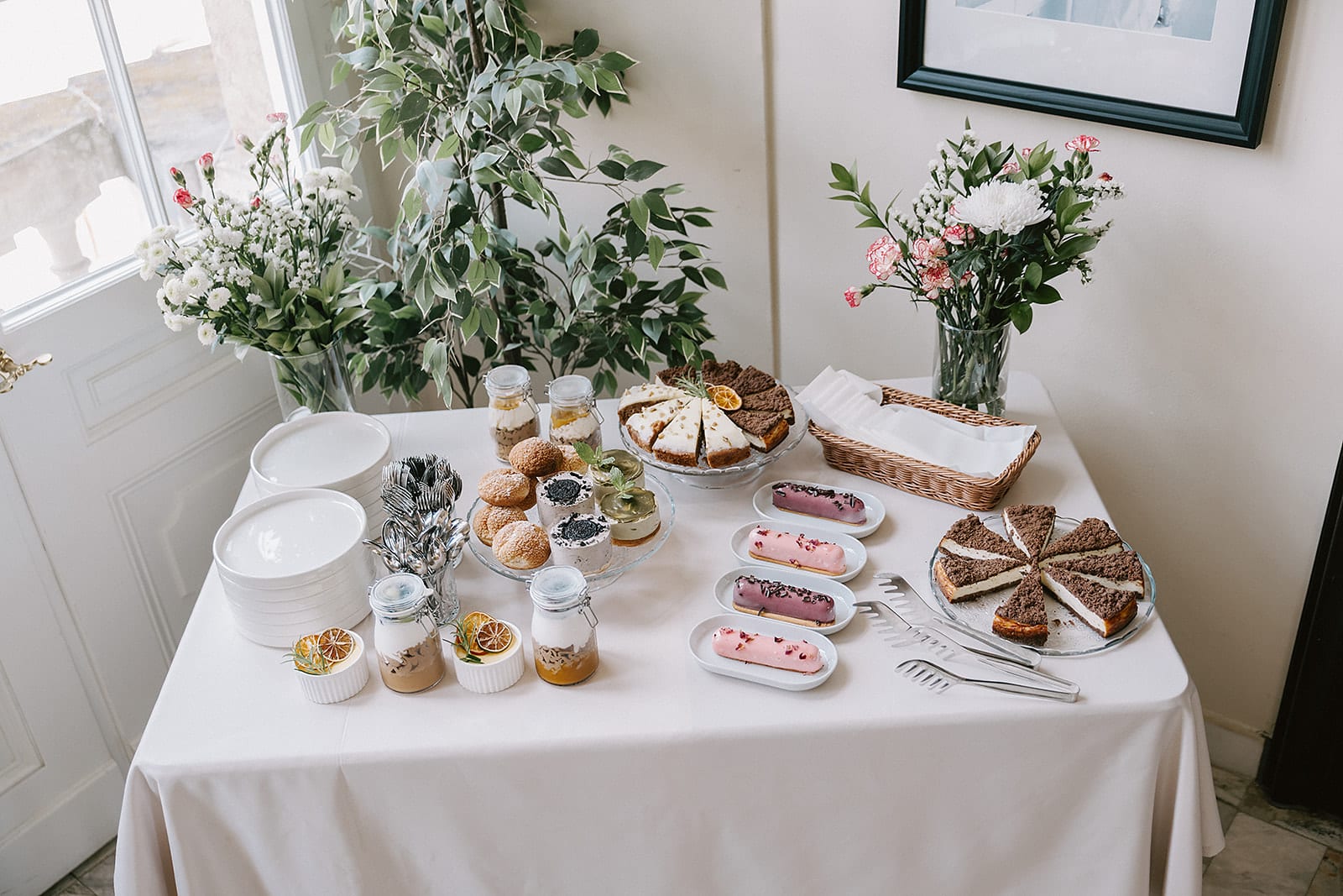 Das Dessertbuffet im Restaurant Biblioteka